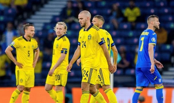 大连人外援丹尼尔森还会回来吗？他一样在等解约…