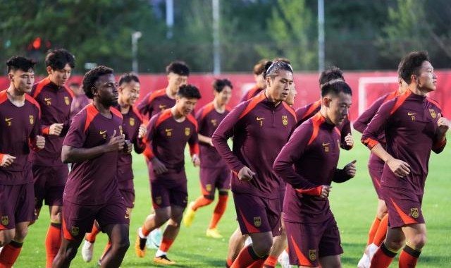 开云网页版-国足“初哥”正在蓄力 刘洋寄语亚运队友：大胆表现！