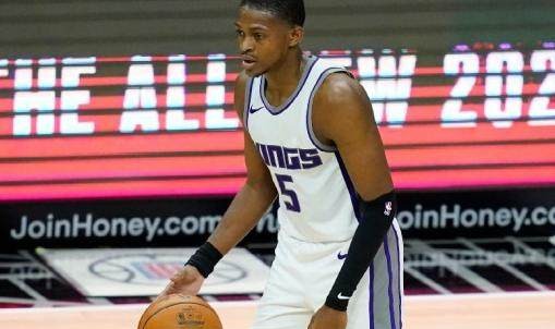 kaiyun-76人探索与国王交易可能 多支球队有意得到福克斯