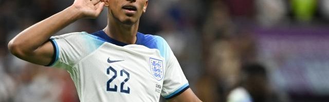 基恩：贝林厄姆会成为巨星，感觉他已为国出战百场