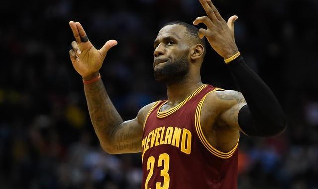 kaiyun-詹姆斯二次离开骑士竟和欧文有关？ 2017年欧文的离开改变了一切