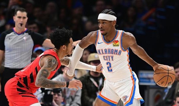 开云网页版-新抢断王！亚历山大破韦少纪录？或30+2比肩科比