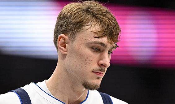 开云登录-弗拉格撞上新秀墙 独行侠战术实验付出成长的代价