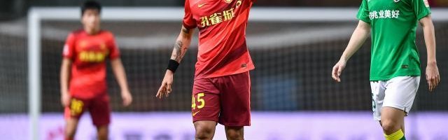 开云网页版-河北争议前锋详解水土不服：中日足球理念差异很大