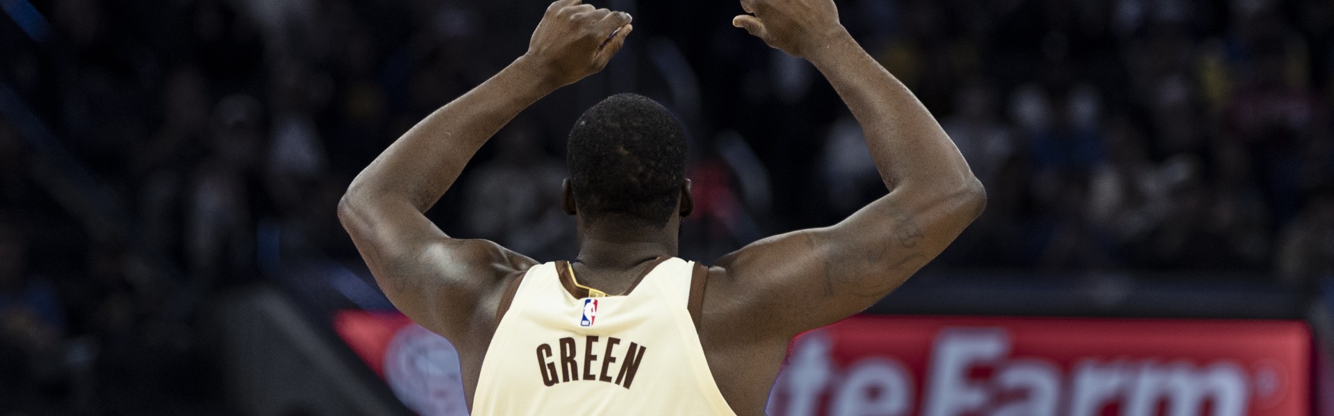 kaiyun-库里谈追梦：我知道他很期待和字母哥对位 他拥有冠军之心