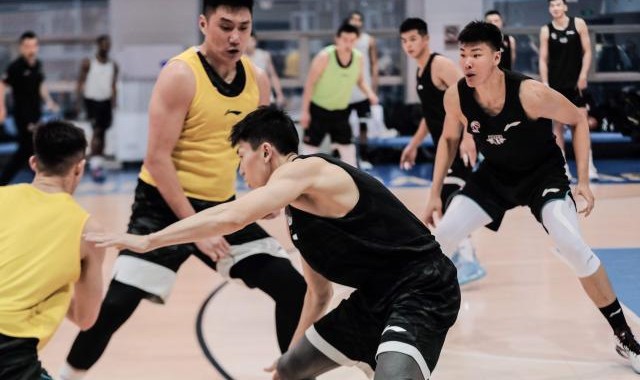 鼓手尖刀已就位！北京男篮期待第二阶段奏出更强音