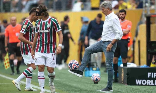 弗卢米嫩塞连克国米新月 技术是巴西足球取胜秘诀