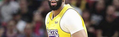 沃格尔：缩减轮换的决定很难 戴维斯休息时间太少