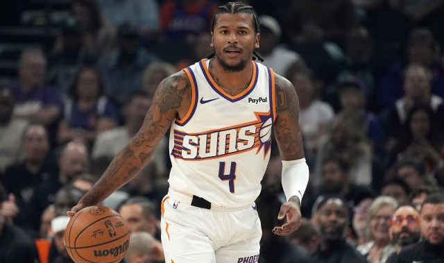 kaiyun-名记：雄鹿向太阳询问了杰伦·格林的潜在交易可能性 被迅速回绝