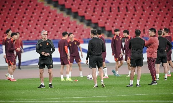 开云网页版-国足背水一战明确强攻战略 上海集训攻关两大课题