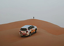 开云中国-詹姆斯：浓眉的表现很正常 我们需要给他更多帮助