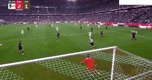 1743264244799091330.gif bay stp 7.gif